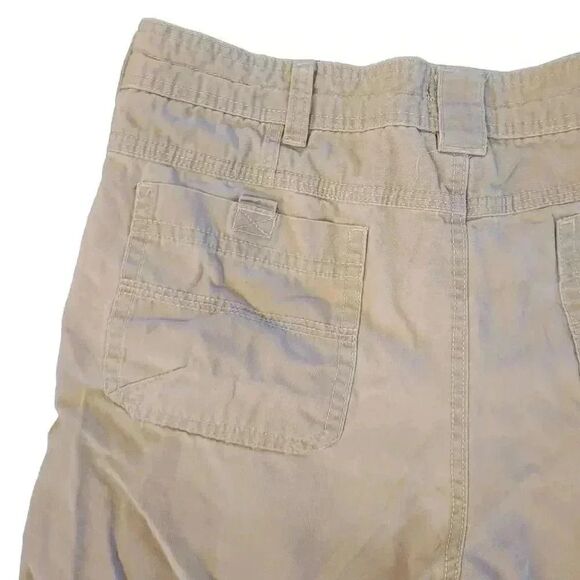 GH Bass Men's Ivory Cotton Zip Close Pockets Flat Front Shorts - Picture 7 of 12